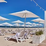 Wave - Molo View Апартаменты